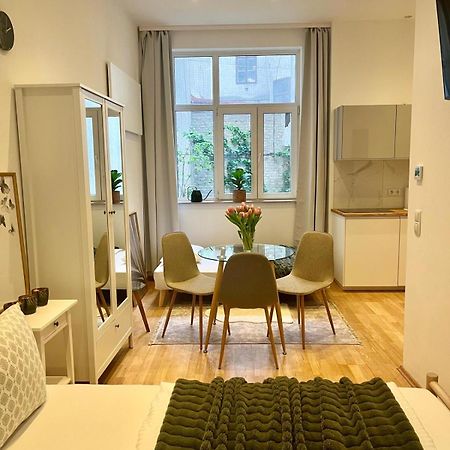 Gemuetliches Studio Apartment Vienna Exterior photo